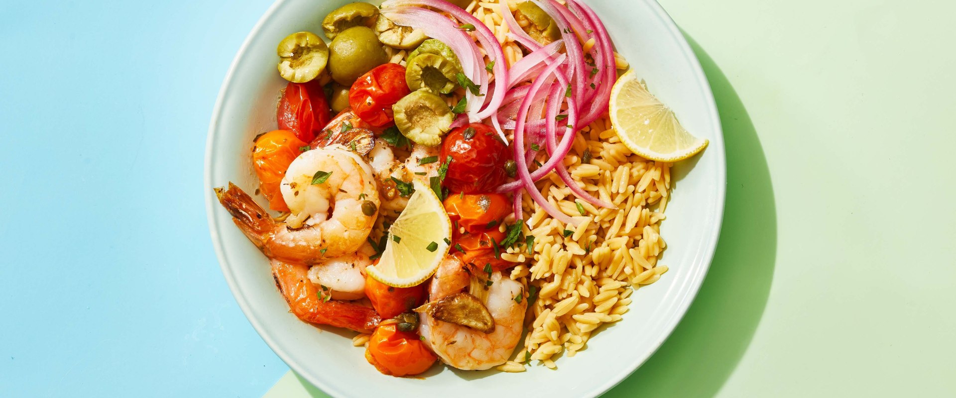 What's a typical mediterranean lunch?